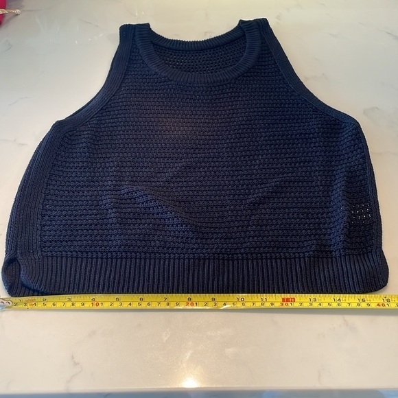 black sweater tank / lightweight / like new / M - Picture 9 of 9